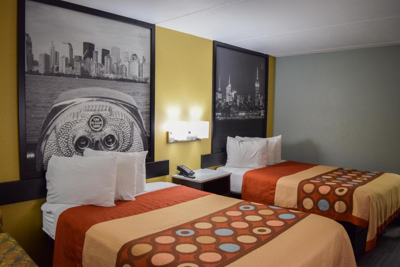 ซูเปอร์ 8 บาย วินด์แฮม ราลีห์ ดาวน์ทาวน์ เซาท์ Motel ราลลี ภายนอก รูปภาพ