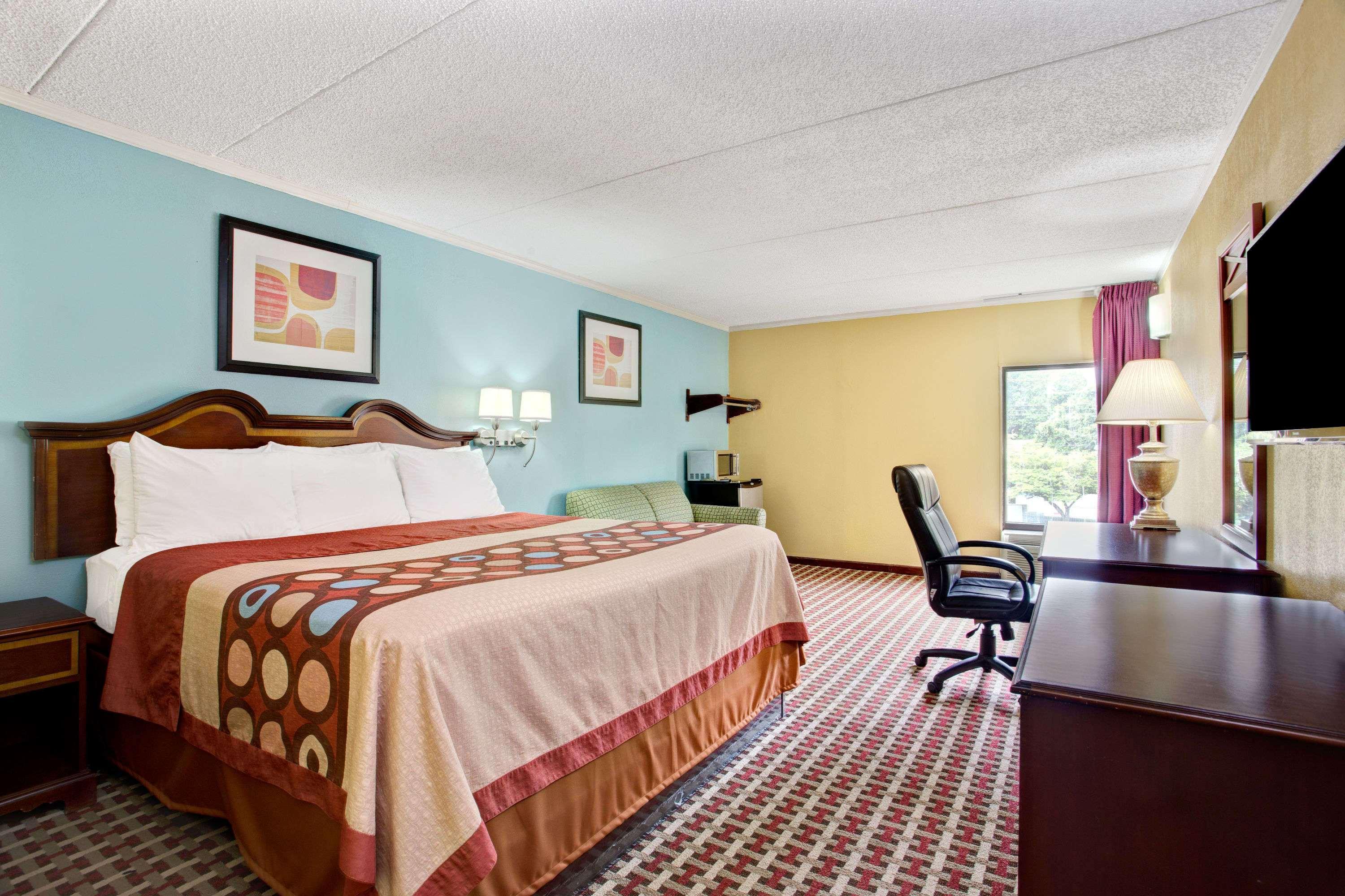 ซูเปอร์ 8 บาย วินด์แฮม ราลีห์ ดาวน์ทาวน์ เซาท์ Motel ราลลี ภายนอก รูปภาพ