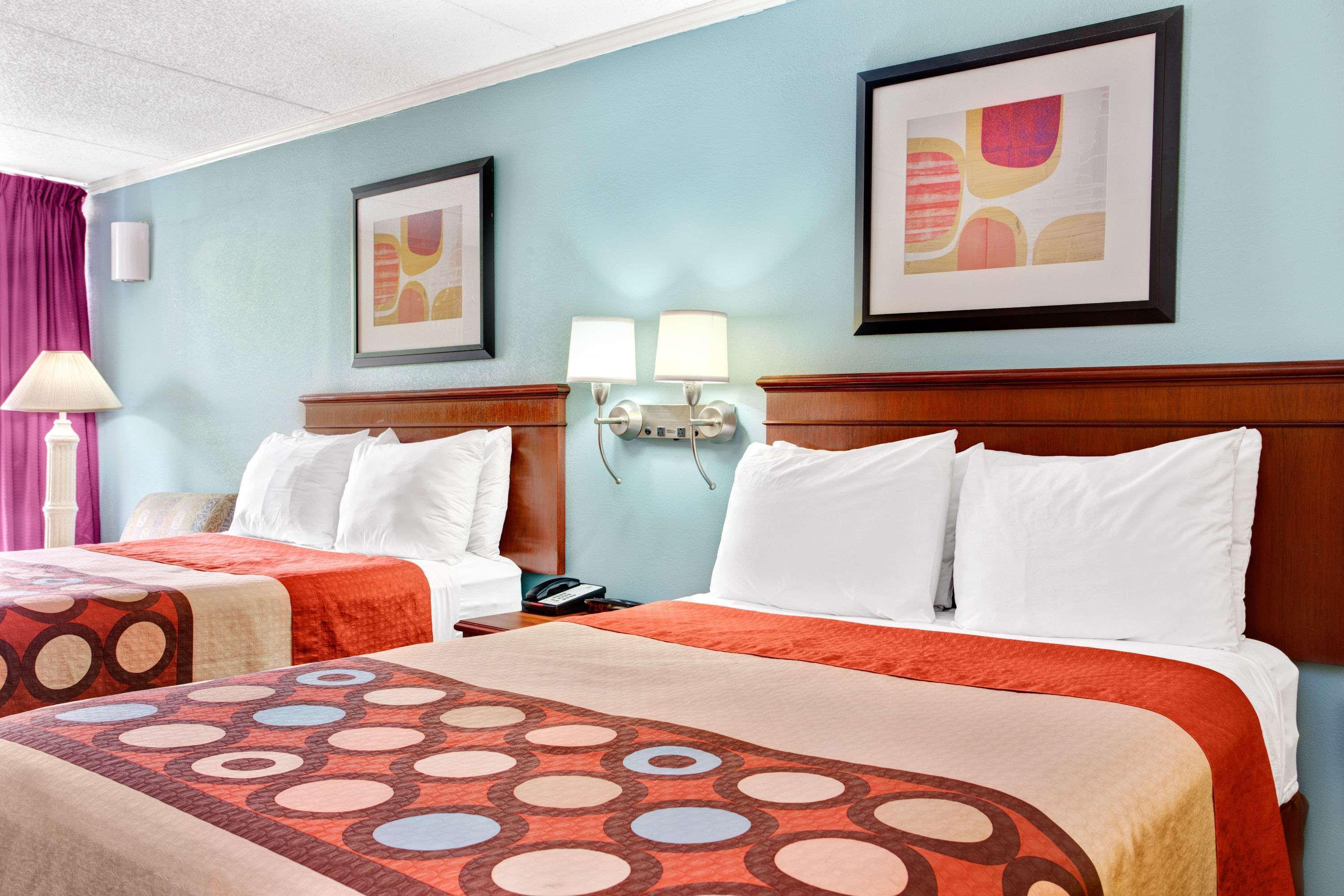 ซูเปอร์ 8 บาย วินด์แฮม ราลีห์ ดาวน์ทาวน์ เซาท์ Motel ราลลี ภายนอก รูปภาพ